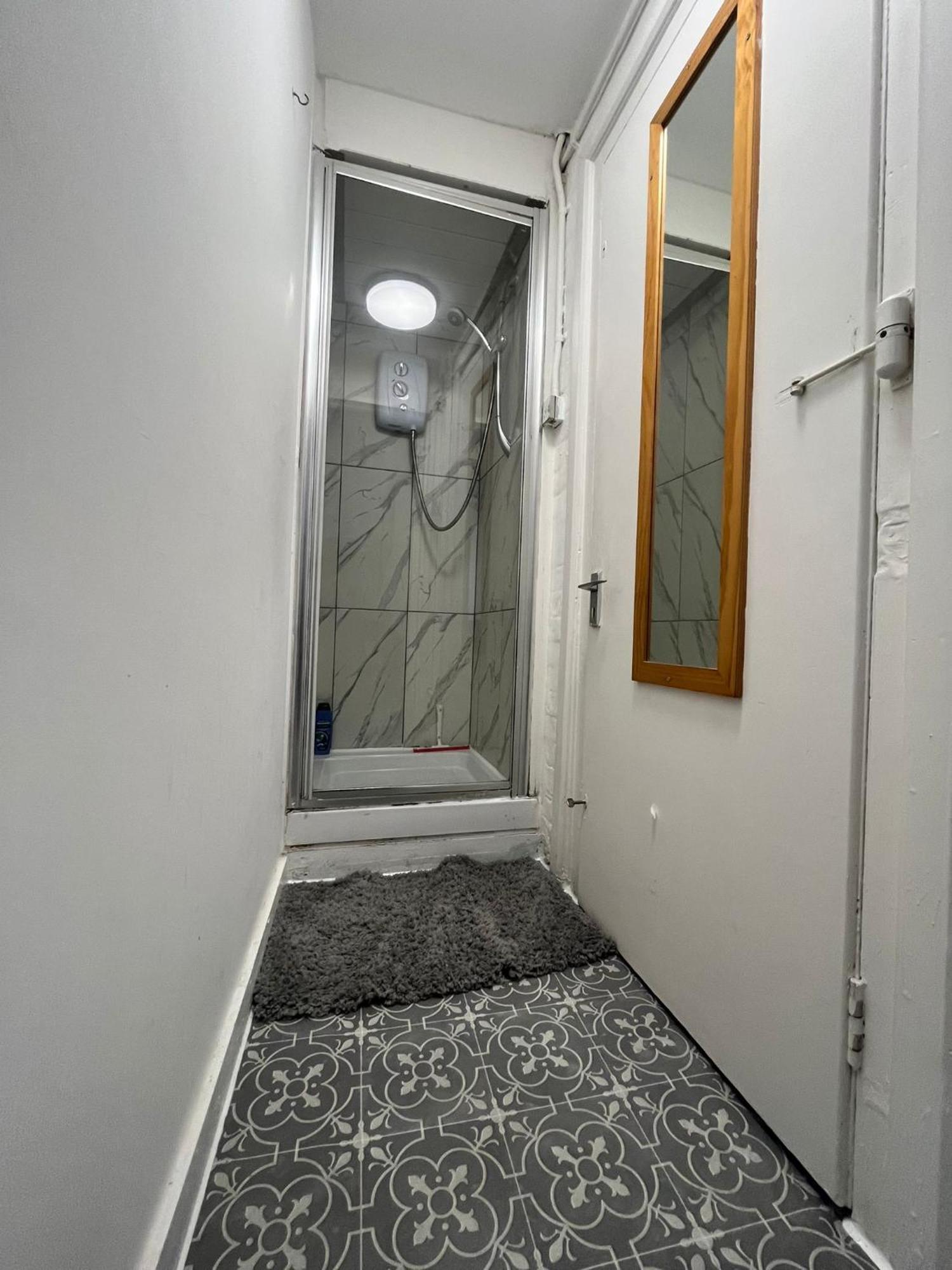 Nifty 2 Bedroom Flat In Goswell Rd ลอนดอน ภายนอก รูปภาพ